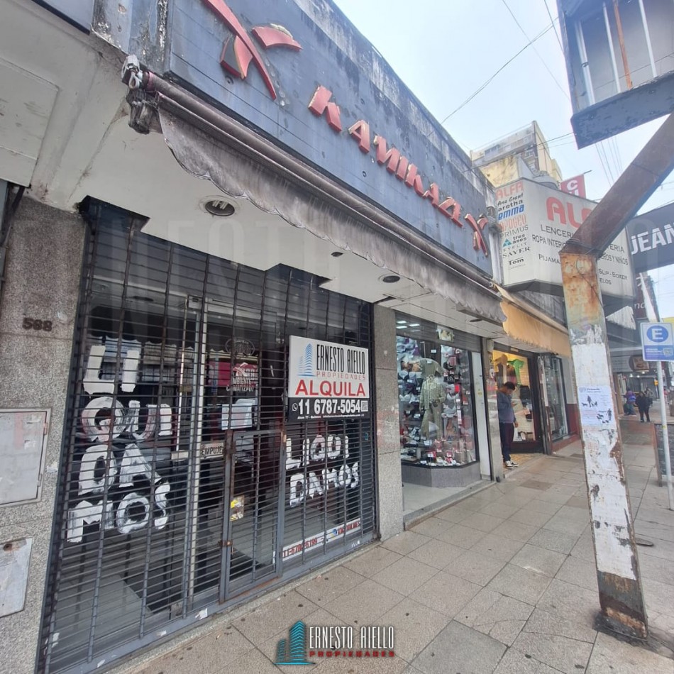 ALQUILER AMPLIO LOCAL COMERCIAL DE 100 MTS EN PLENO QUILMES CENTRO.