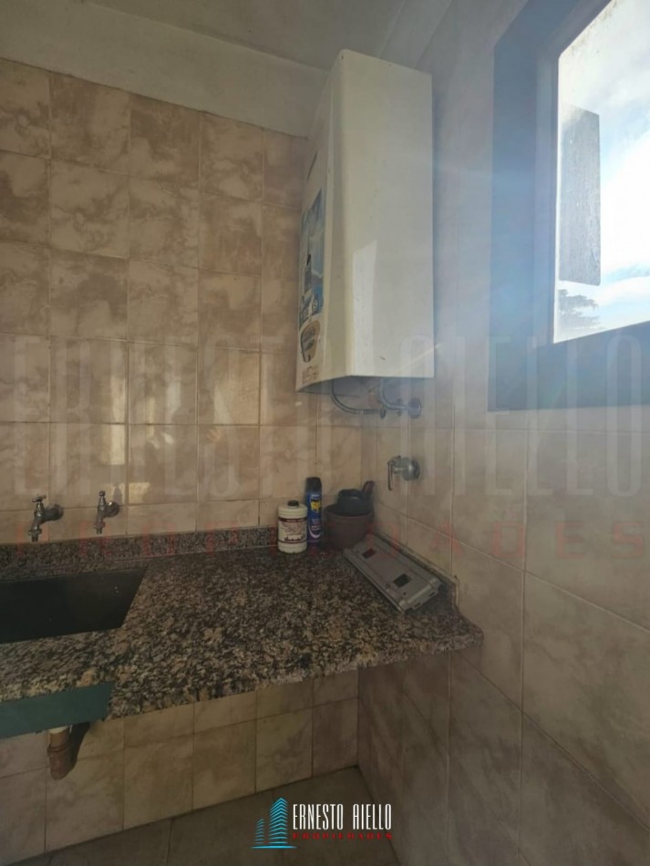 ALQUILER DEPARTAMENTO TRES AMBIENTES CON COCHERA OPCIONAL EN QUILMES CENTRO