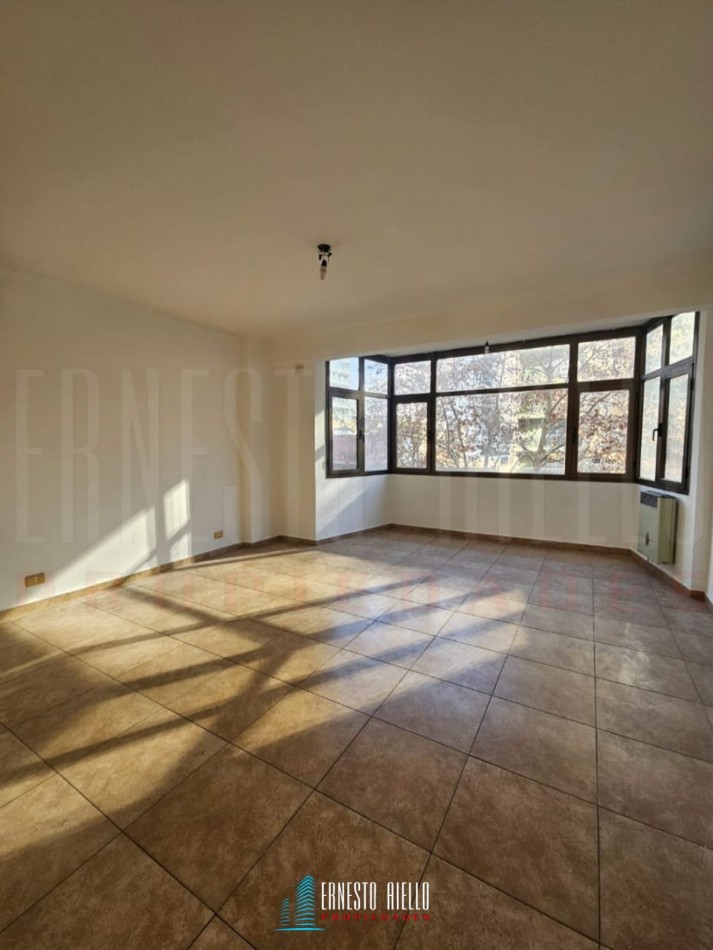 ALQUILER DEPARTAMENTO TRES AMBIENTES CON COCHERA OPCIONAL EN QUILMES CENTRO