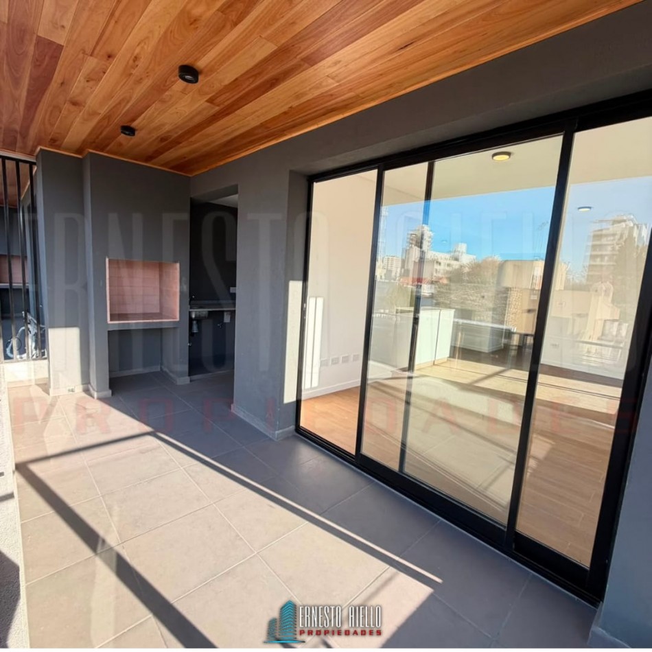 VENTA SEMIPISO 3 AMBIENTES A ESTRENAR CON COCHERA EN QUILMES CENTRO.