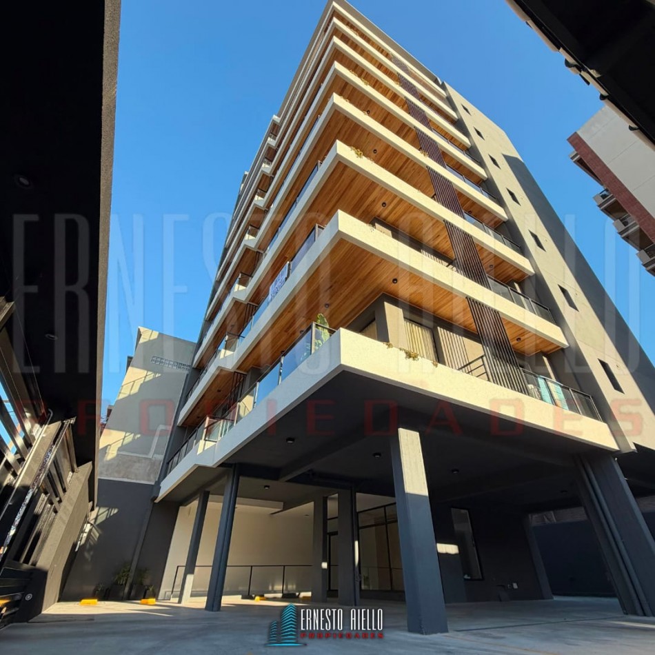 VENTA SEMIPISO 3 AMBIENTES A ESTRENAR CON COCHERA EN QUILMES CENTRO.