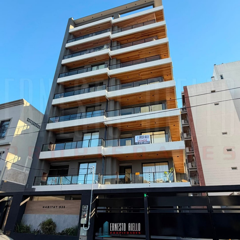 VENTA SEMIPISO 3 AMBIENTES A ESTRENAR CON COCHERA EN QUILMES CENTRO.