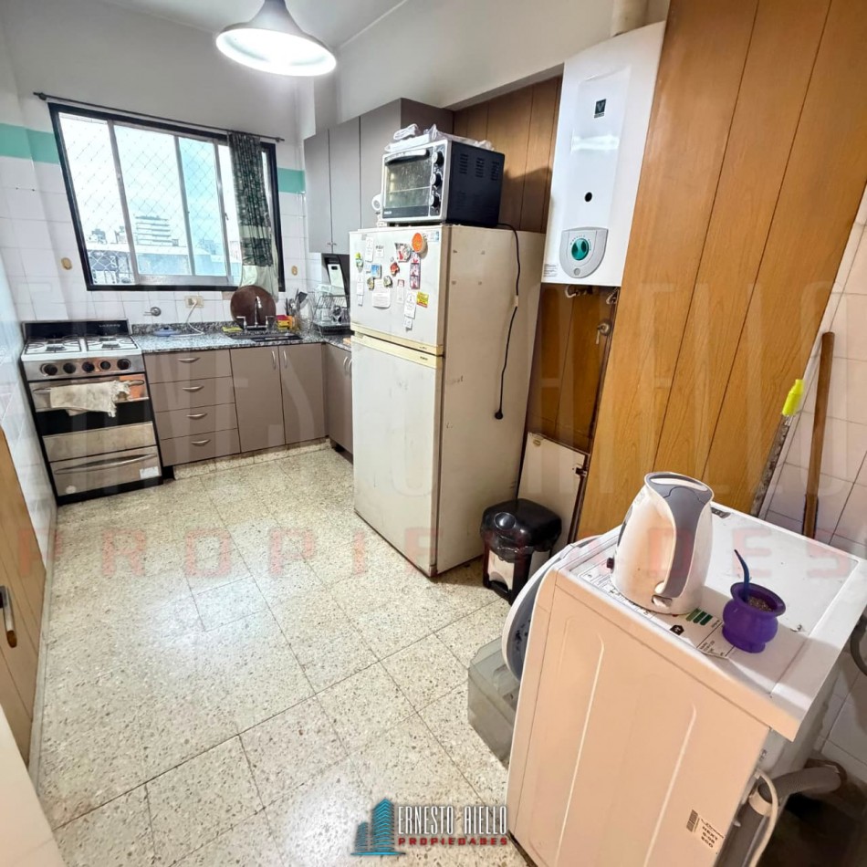 VENTA DEPARTAMENTO DE DOS AMBIENTES EN QUILMES CENTRO.