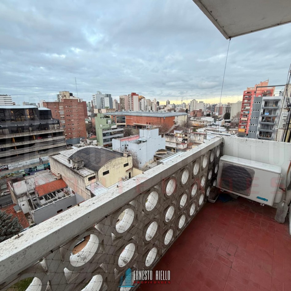 VENTA DEPARTAMENTO DE DOS AMBIENTES EN QUILMES CENTRO.