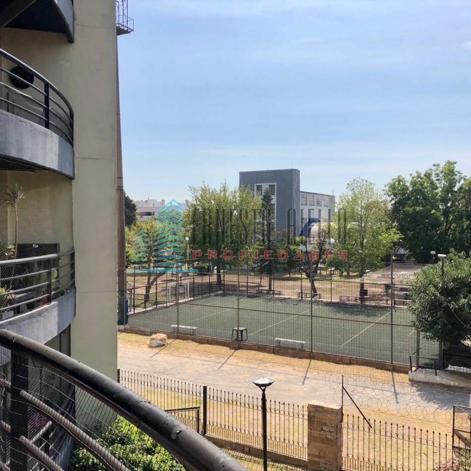VENTA DEPARTAMENTO TRES AMBIENTES CON COCHERA EN TORRES DE GUIDO 