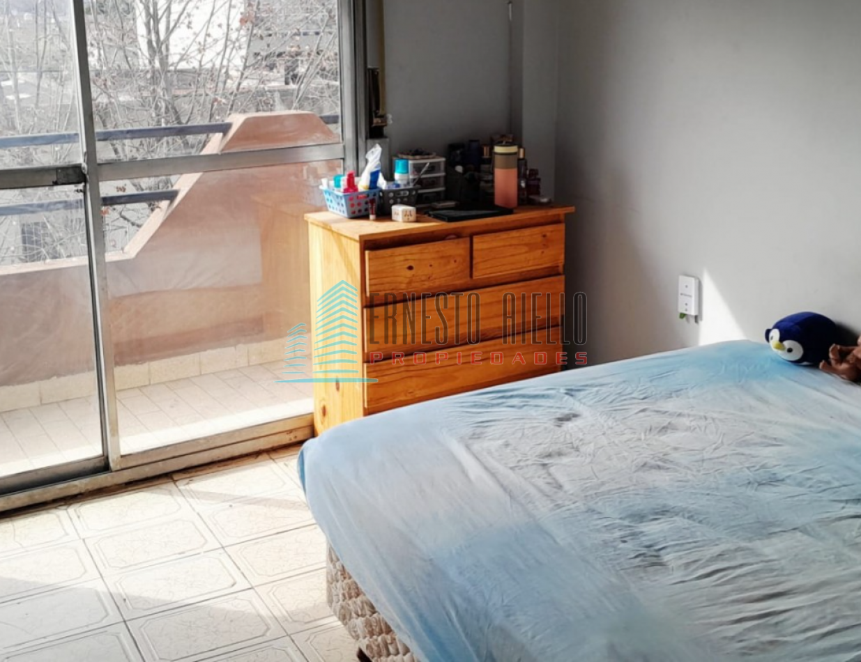 A. VENTA DEPARTAMENTO 4 AMBIENTES QUILMES 