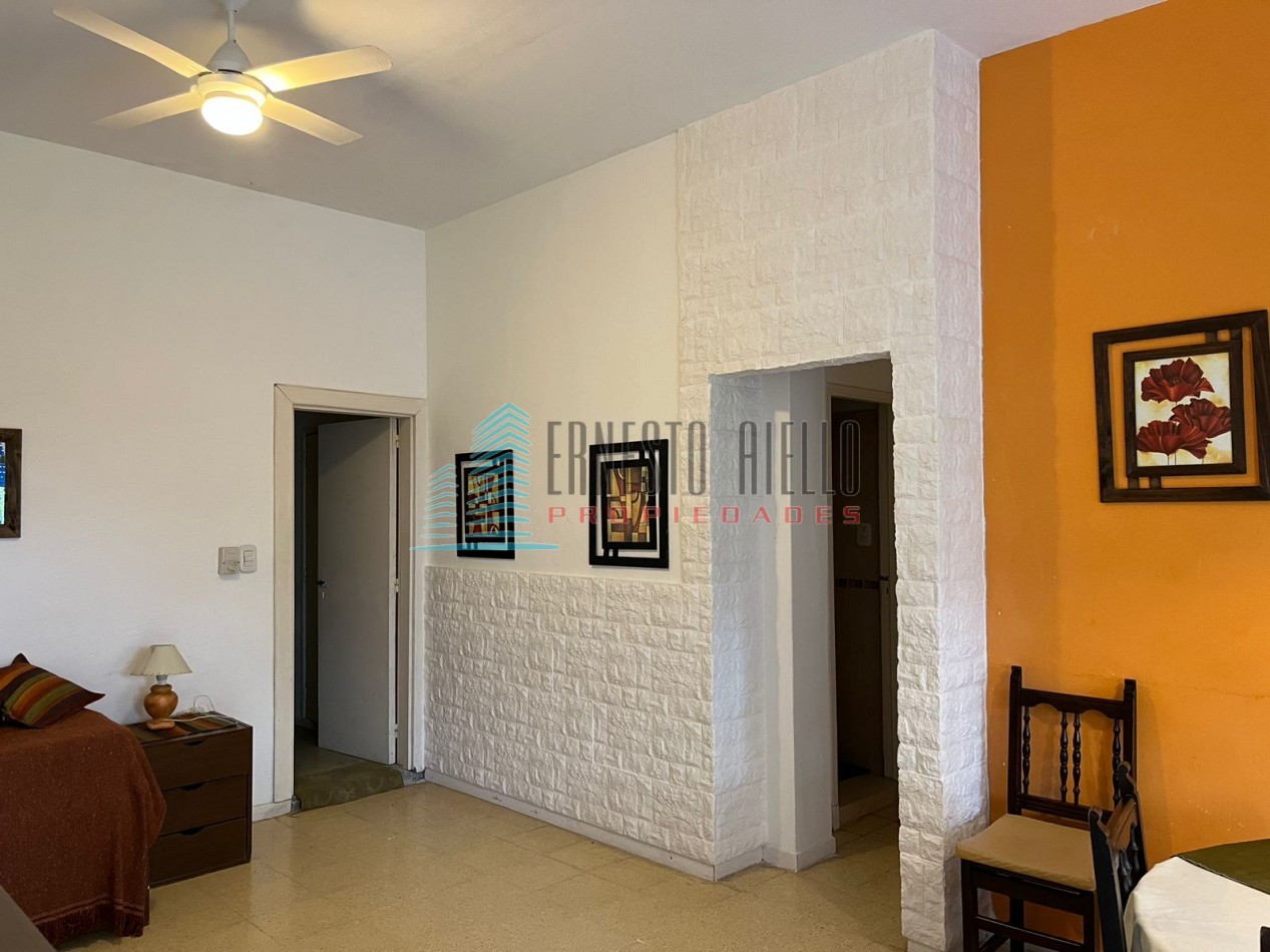 A- VENTA Departamento PH Amueblado en Villa Gesell - Sobre Costanera 