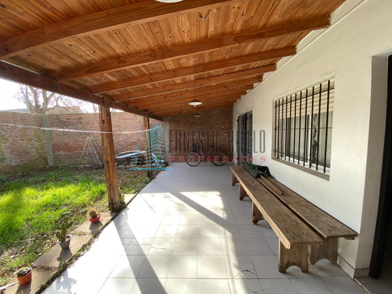 A. Venta Casa 4 Ambientes con Cochera - Barrio Cerrado Cervecero