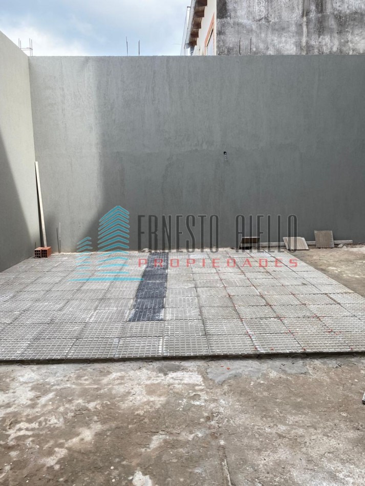 ¡VENTA DEPARTAMENTO DOS AMBIENTES EN QUILMES, OPORTUNIDAD!