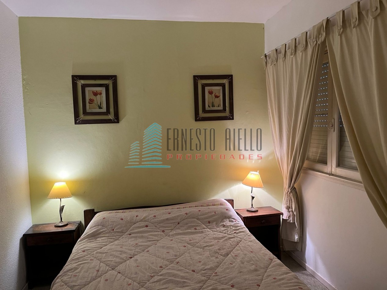 A- VENTA Departamento PH Amueblado en Villa Gesell - Sobre Costanera 