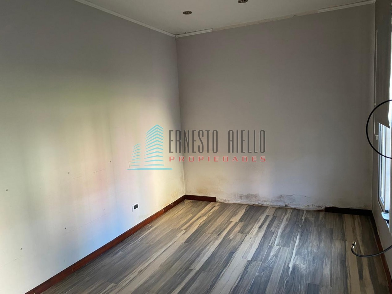 Venta Excelente Casa en Una Sola Planta con Piscina - Quilmes