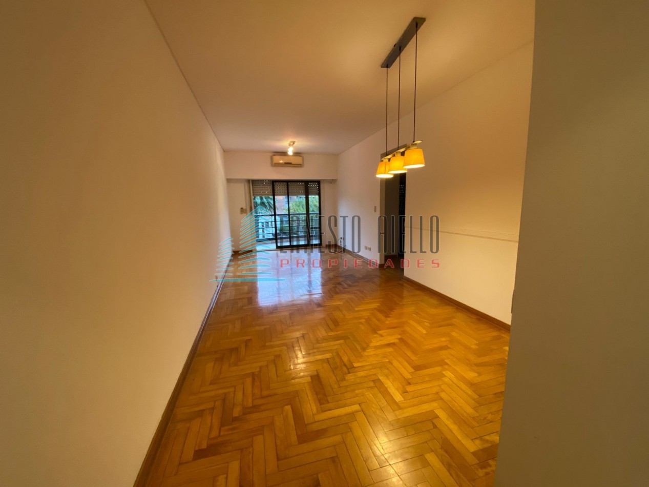 VENTA DEPARTAMENTO TRES AMBIENTES CON COCHERA EN TORRES DE GUIDO 