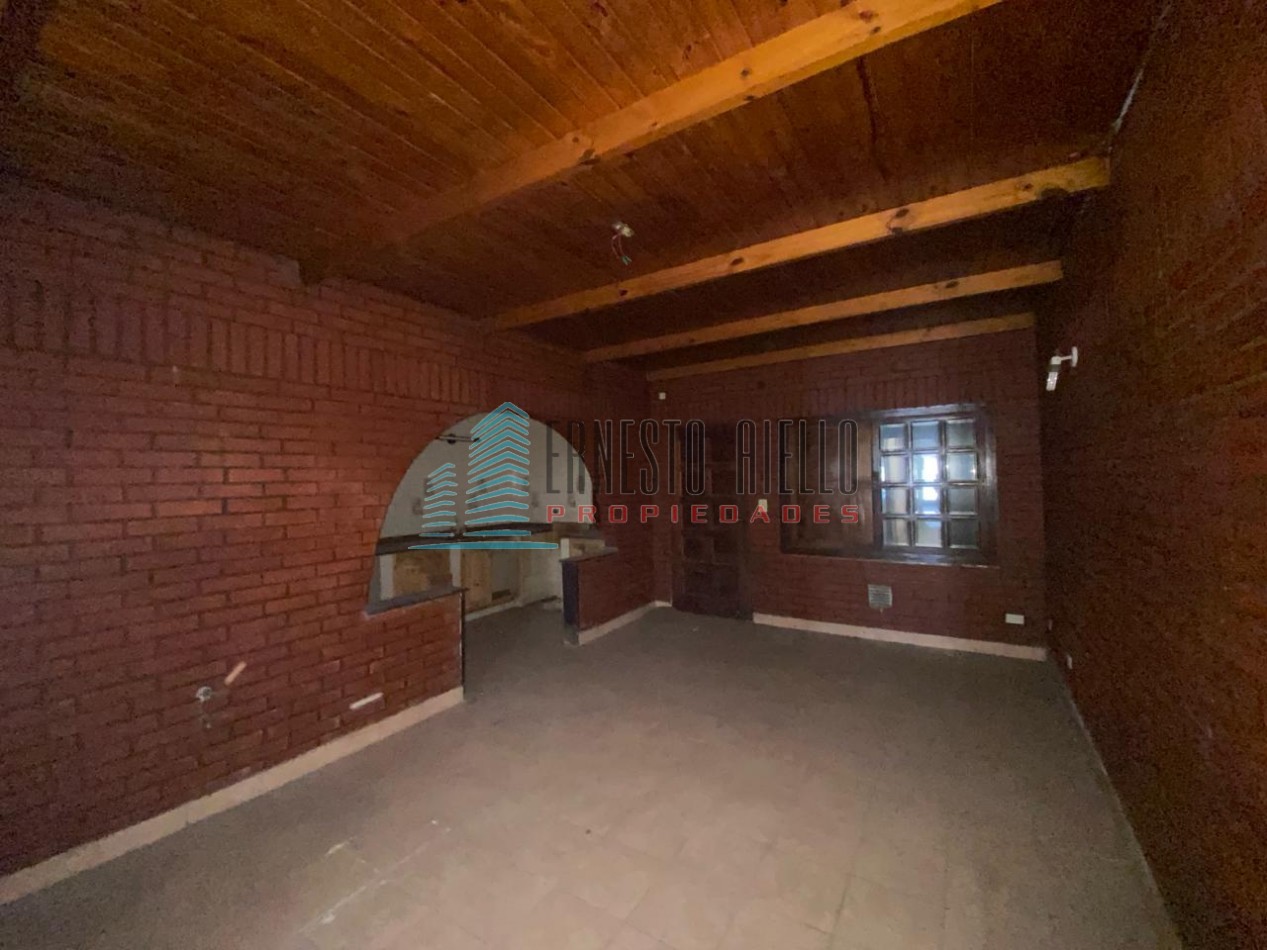 A. Venta Casa a Remodelar - Excelente Ubicacion - Zona de Gastronomia