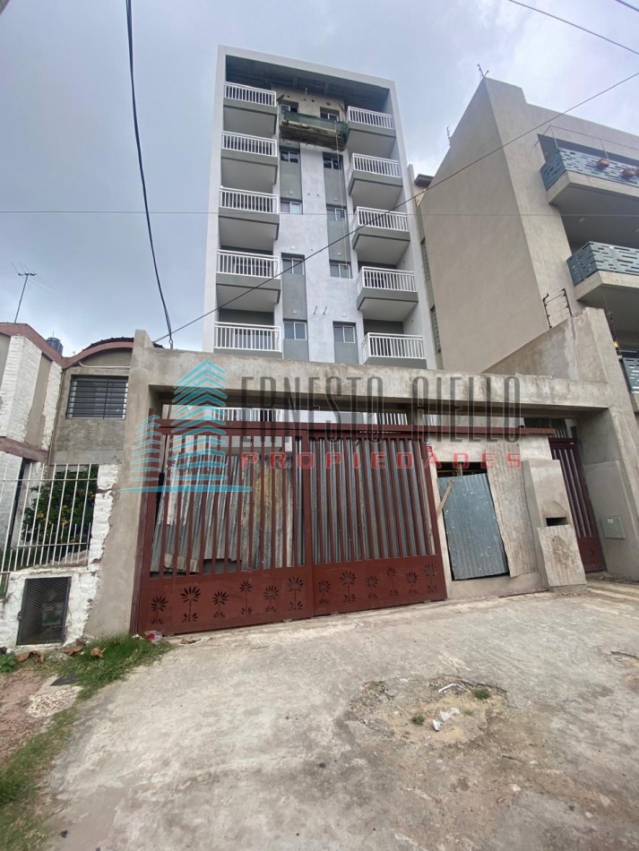¡VENTA DEPARTAMENTO DOS AMBIENTES EN QUILMES, OPORTUNIDAD!