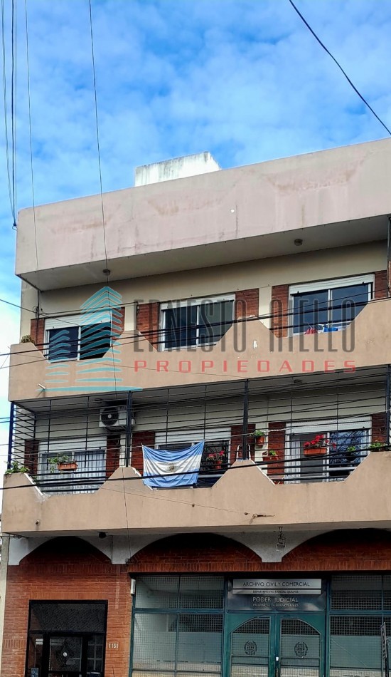 A. VENTA DEPARTAMENTO 4 AMBIENTES QUILMES 