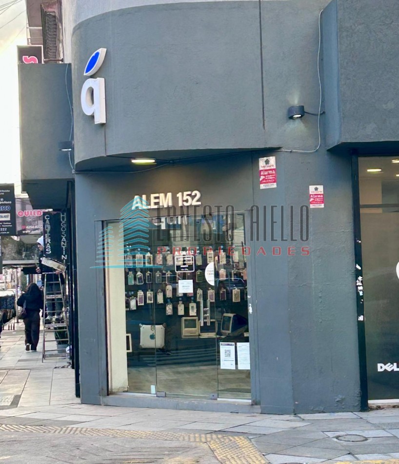 A. VENTA IMPECABLE LOCAL COMERCIAL EN CENTRO QUILMES