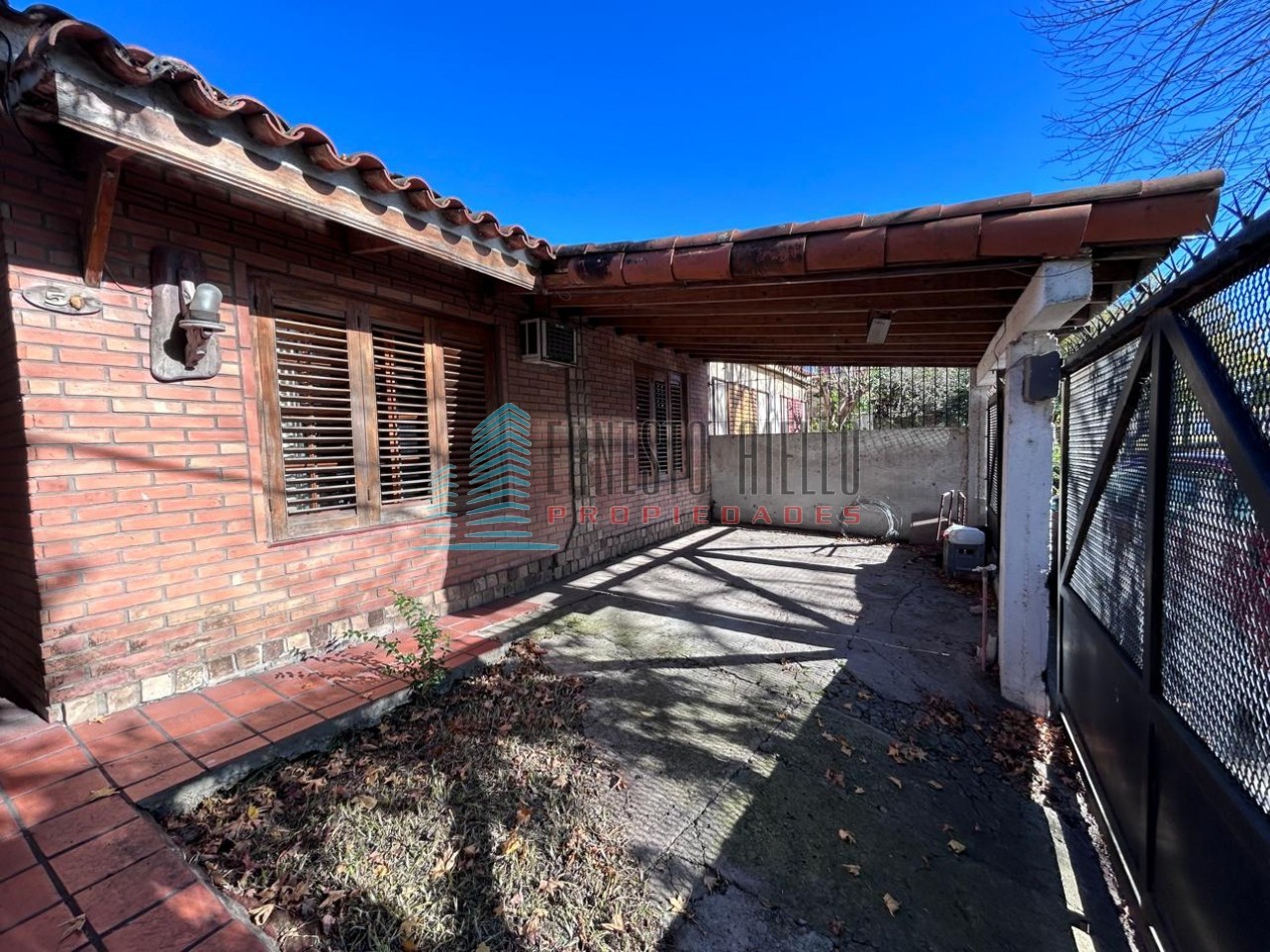 A. VENTA CASA 4 AMBIENTES EN BERAZATEGUI- NUEVO VALOR!