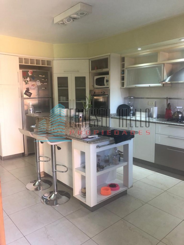 A. VENTA Nuevo Valor! Departamento Piso en Bernal - Excelente Ubicacion