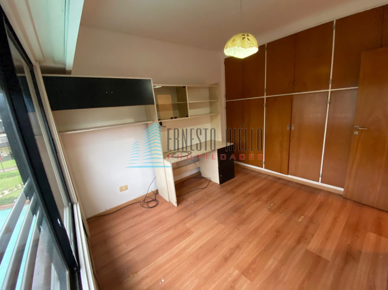 VENTA DEPARTAMENTO TRES AMBIENTES CON COCHERA EN TORRES DE GUIDO 