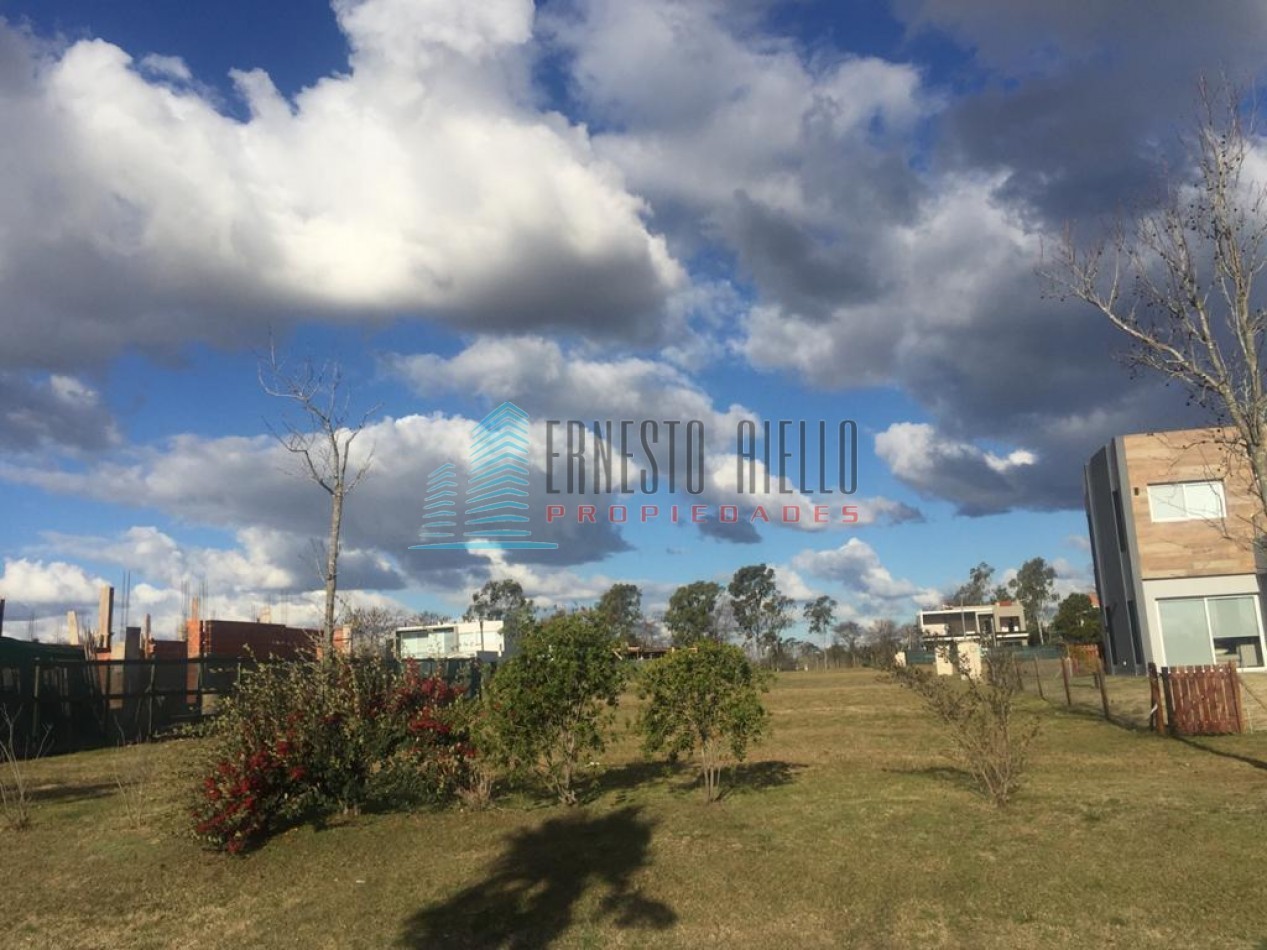 A. VENTA LOTE BARRIO D GREENVILLE POLO & RESORT