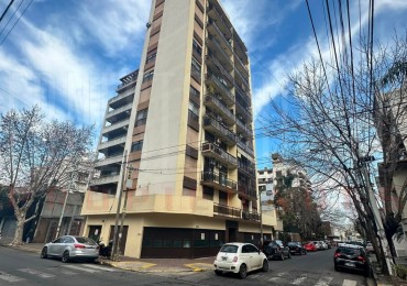 VENTA DEPARTAMENTO 3 AMBIENTES CON COCINA INDEPENDIENTE- HERMOSAS VISTAS - OPORTUNIDAD A REFACCIONAR.