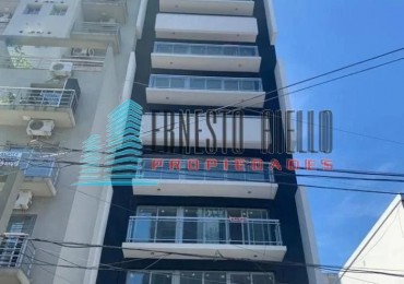 VENTA HERMOSO DEPARTAMENTO 2 AMBIENTES CON COCHERA EN QUILMES CENTRO