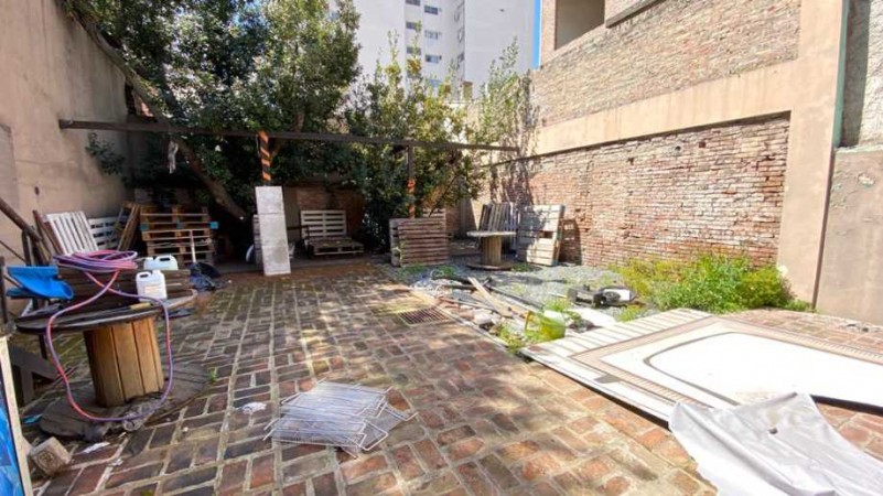 VENTA LOCAL COMERCIAL, BROWN N° 632, QUILMES CENTRO.