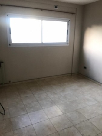 VENTA DEPTO 2 AMB EN BERAZATEGUI.