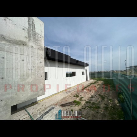 HERMOSA CASA A ESTRENAR 4 AMB BARRIO CERRADO G. GABOTO, GUILLERMO HUDSON. CON PARQUE Y PISCINA.