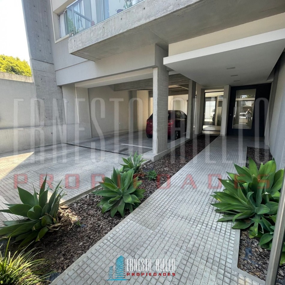 VENTA DEPTO 2 AMB CON ESPACIO GUARDA COCHE QUILMES OESTE CENTRO