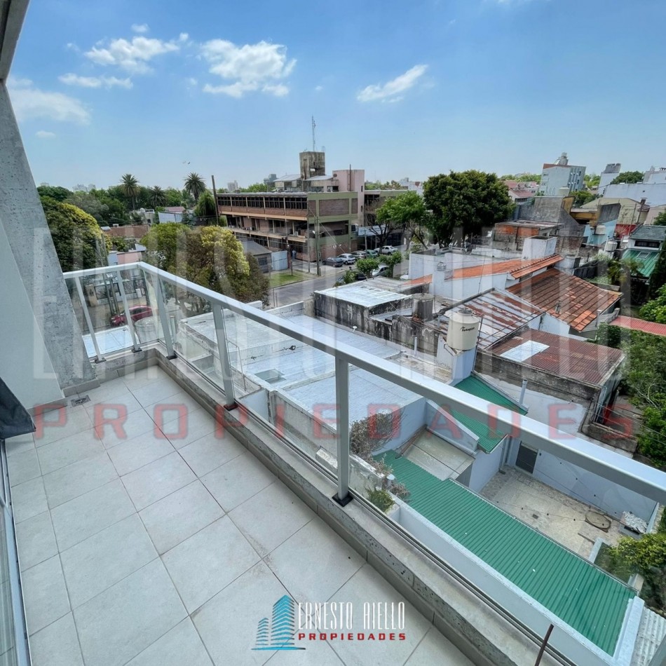 VENTA DEPTO 2 AMB CON ESPACIO GUARDA COCHE QUILMES OESTE CENTRO