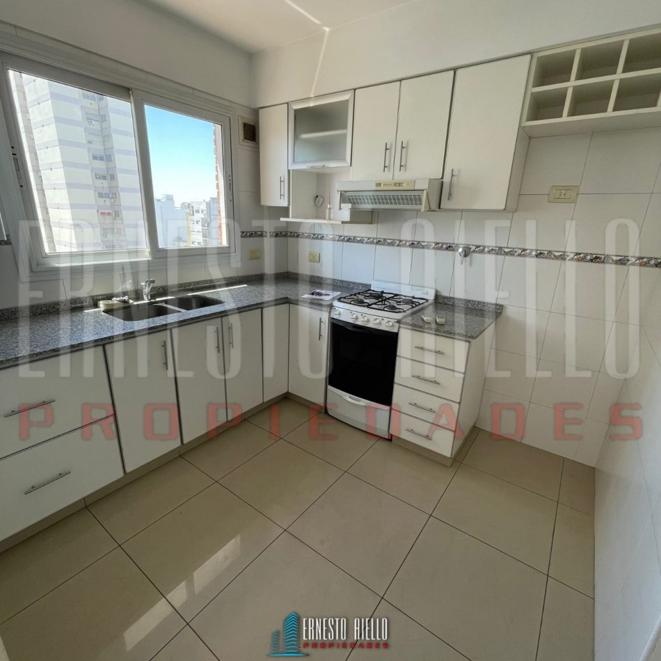 Alquiler hermoso departamento 2 ambientes, Quilmes Centro.