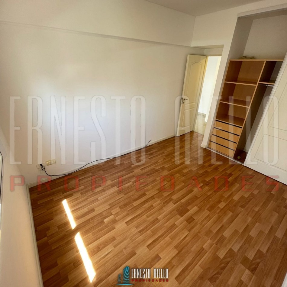 Alquiler hermoso departamento 2 ambientes, Quilmes Centro.