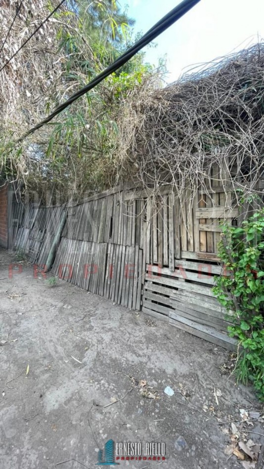 LOTE EN VENTA BERAZATEGUI MEDIDAS: 10 DE FRENTE X 20 DE LARGO.
