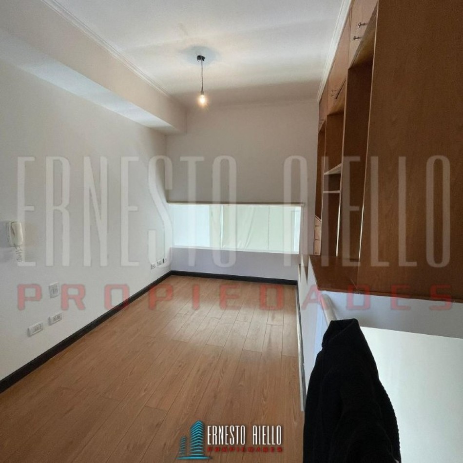 VENTA HERMOSO LOFT 2 AMBIENTES, QUILMES CENTRO.