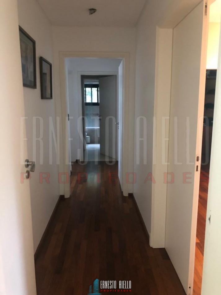 VENTA HERMOSA CASA 5 AMBIENTES EN ABRIL CLUB DE CAMPO, HUDSON.