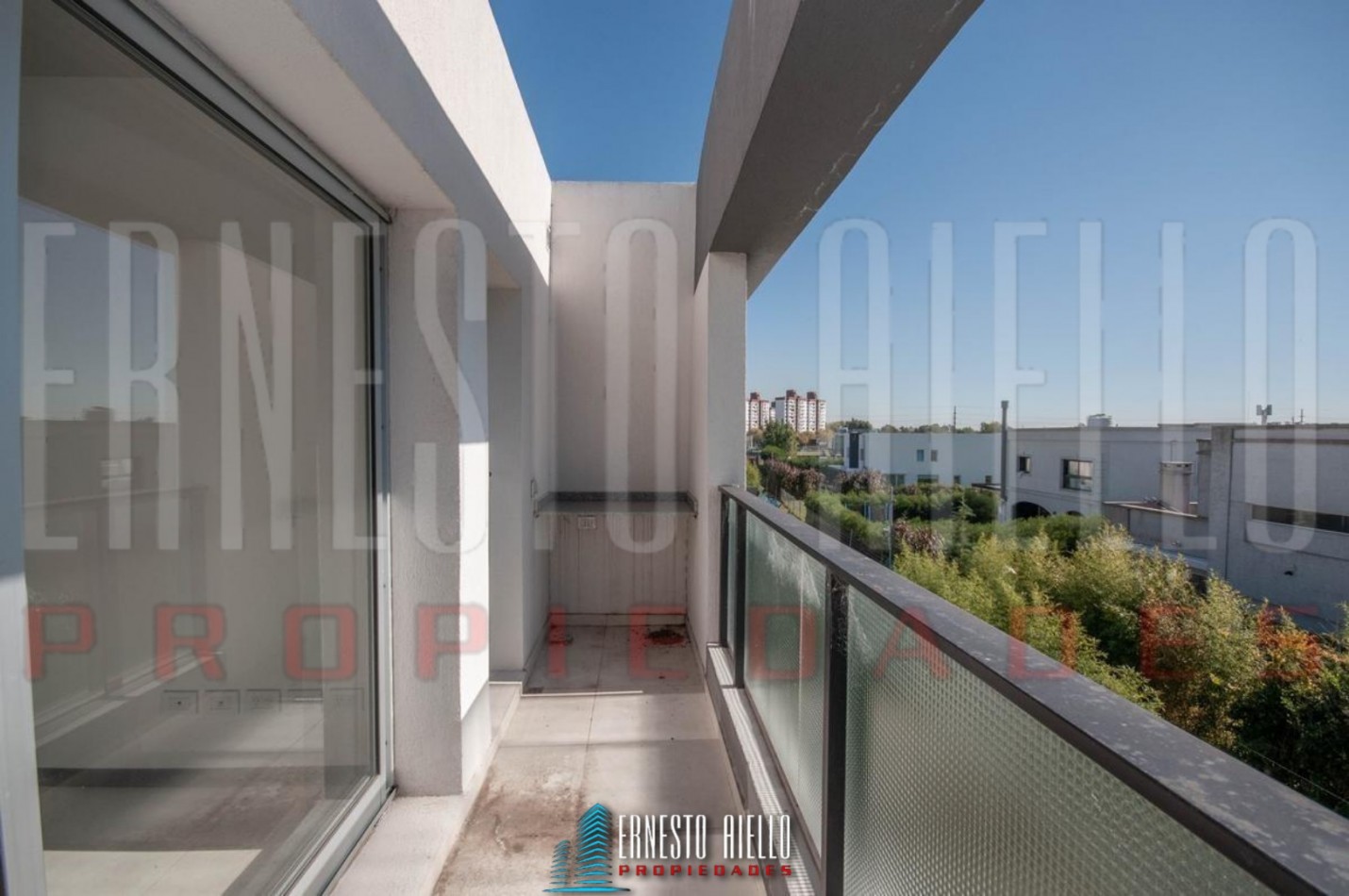 VENTA DEPARTAMENTO 3 AMBIENTES CON COCHERA, DON BOSCO.