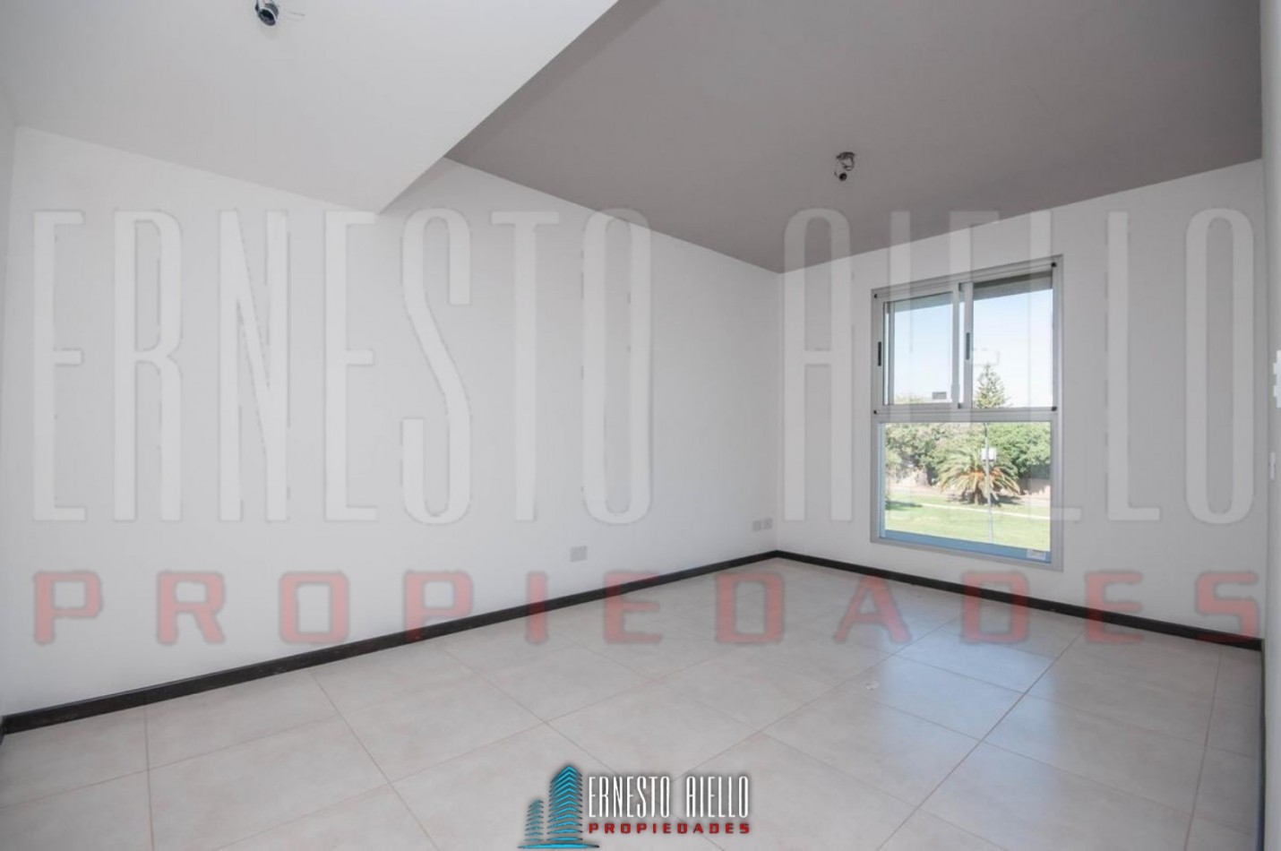VENTA DEPARTAMENTO 3 AMBIENTES CON COCHERA, DON BOSCO.