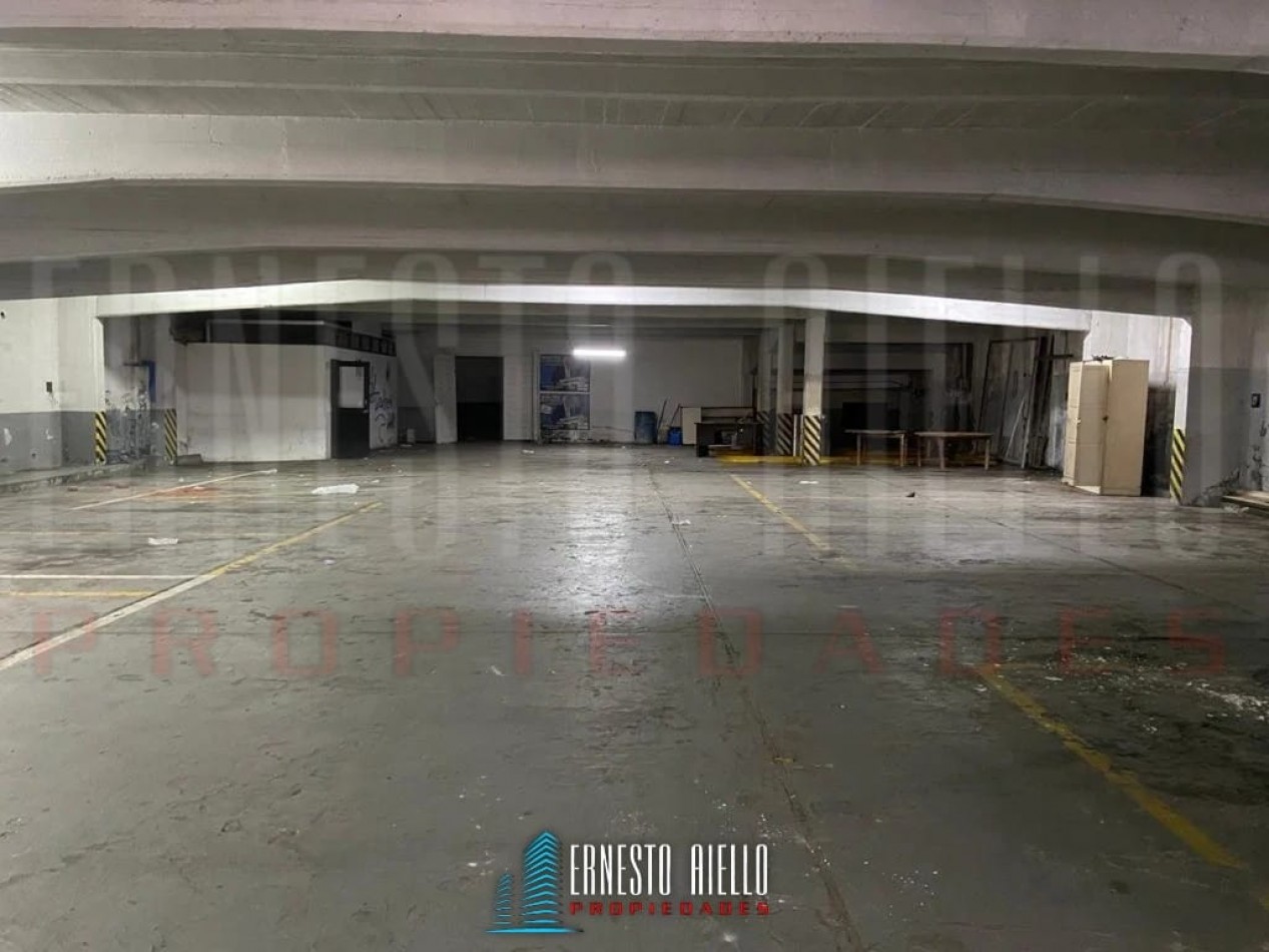 VENTA LOCAL COMERCIAL EN AV. H. YRIGOYEN N° 280, QUILMES CENTRO.