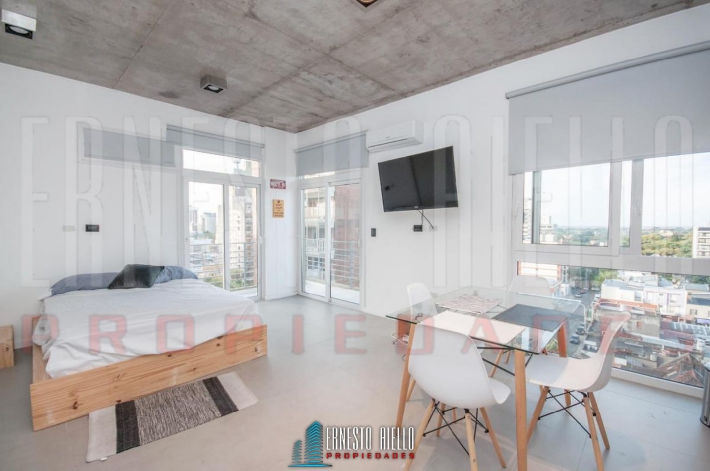 VENTA MONOAMBIENTE DIVISIBLE, QUILMES CENTRO.