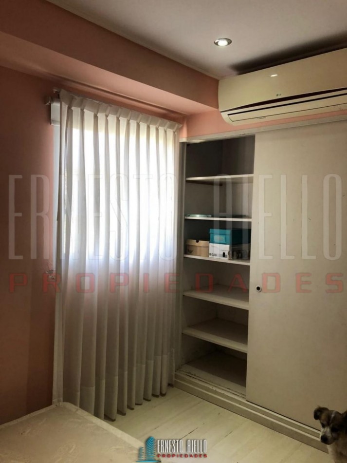 VENTA DUPLEX 4 AMBIENTES CON JARDIN AL FRENTE, QUILMES OESTE.