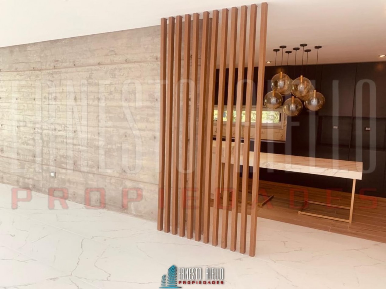 VENTA CASA 5 AMBIENTES EN BARRIO PRIVADO FINCAS DE IRAOLA II.