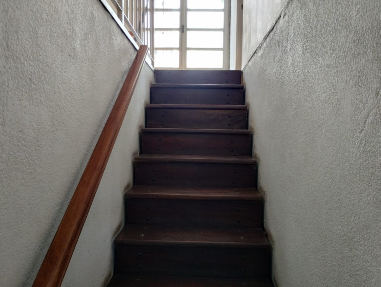 VENTA CASA 5 MBIENTES USO PROFESIONAL, QUILMES.