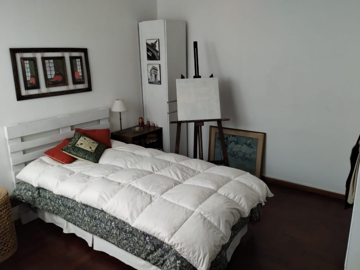 VENTA CASA TRES AMBIENTES EN PLANTA BAJA EN CONJUNTO CON DEPTO EN PRIMER PISO, EZPELETA.