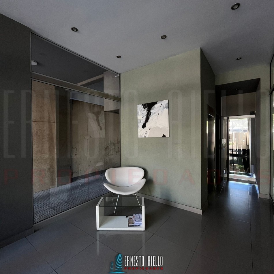 ALQUILER LOFT 2 AMBIENTES CON BALCON Y COCHERA en SUBSUELO. QUILMES CENTRO