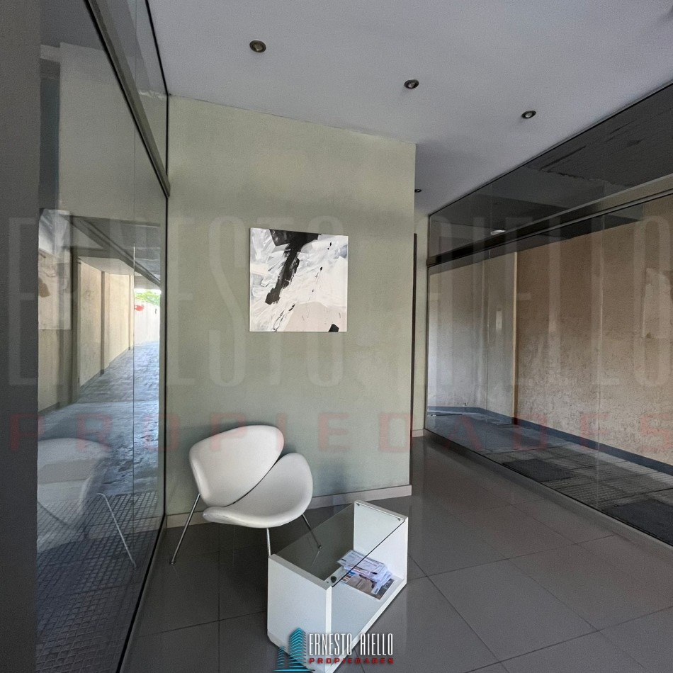 ALQUILER LOFT 2 AMBIENTES CON BALCON Y COCHERA en SUBSUELO. QUILMES CENTRO