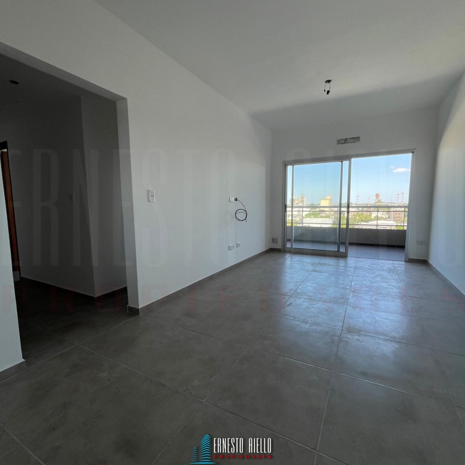 VENTA DEPARTAMENTO 3 AMBIENTES A ESTRENAR CON BALCON Y COCHERA, BERAZATEGUI CENTRO.