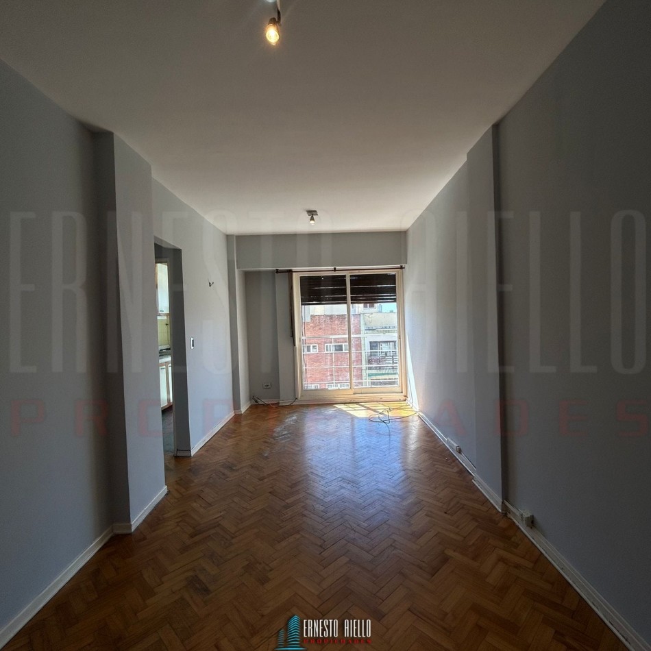VENTA DEPARTAMENTO 2 AMBIENTES, QUILMES CENTRO.