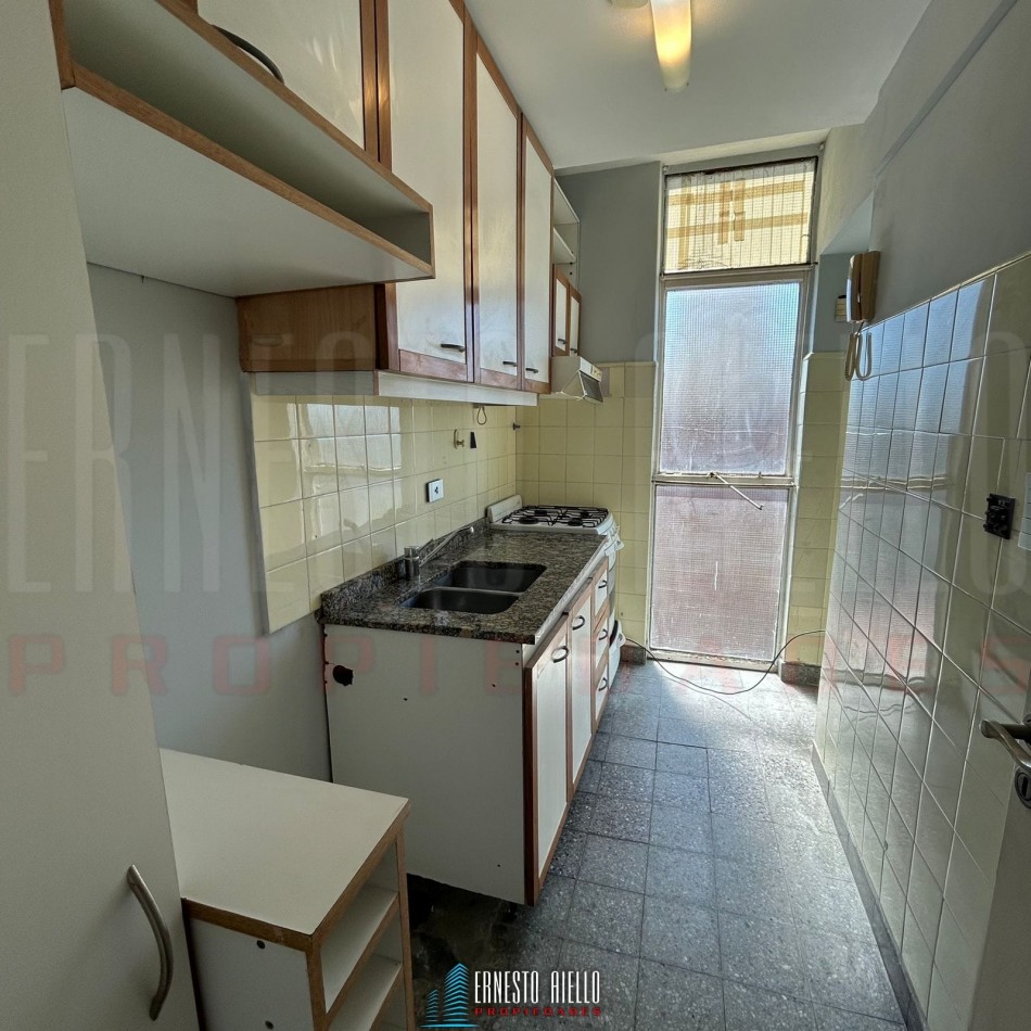 VENTA DEPARTAMENTO 2 AMBIENTES, QUILMES CENTRO.
