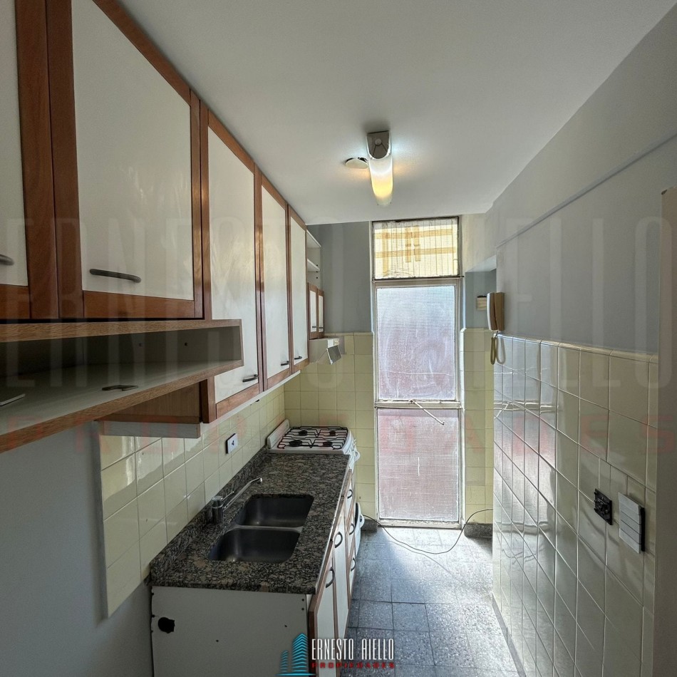 VENTA DEPARTAMENTO 2 AMBIENTES, QUILMES CENTRO.